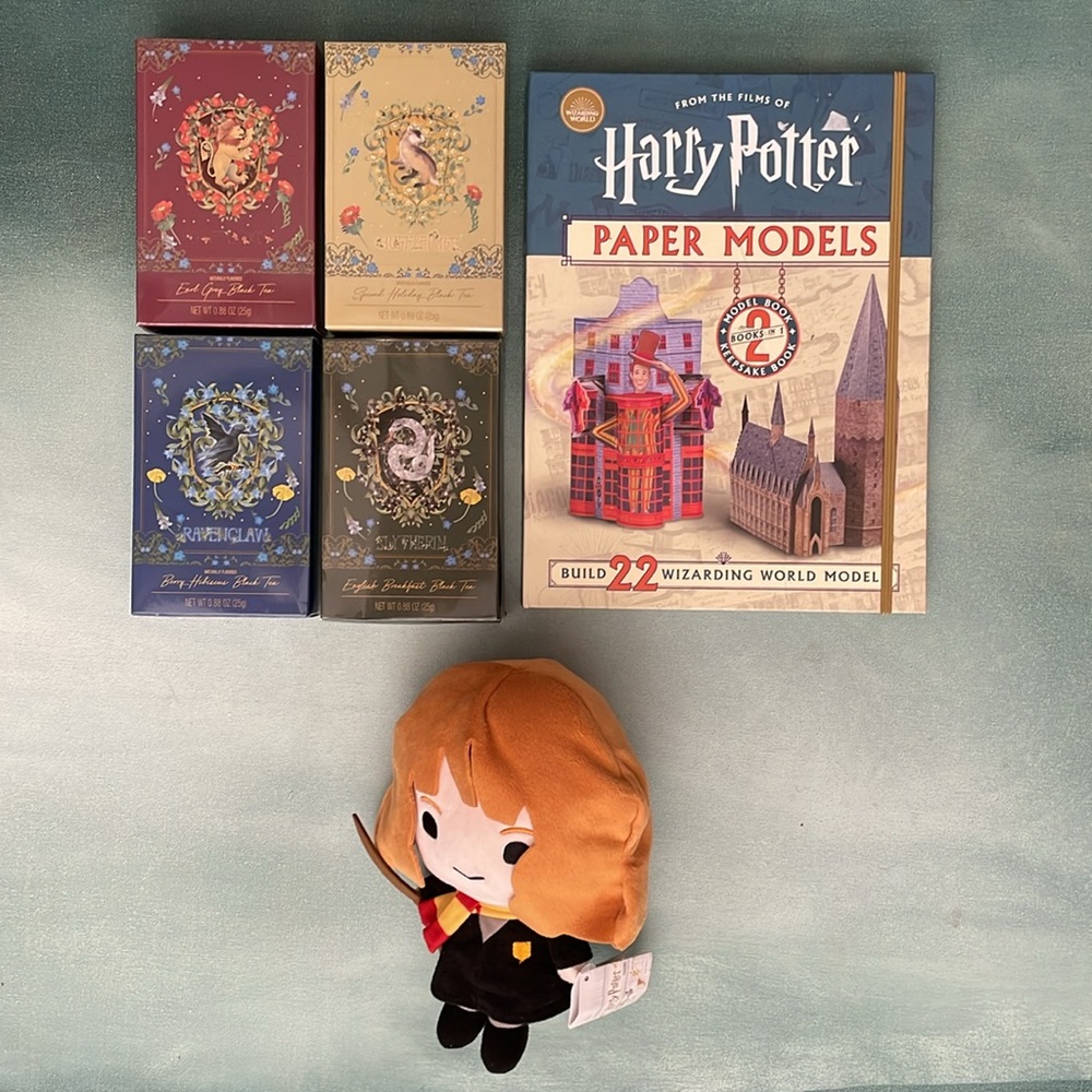 Harry Potter House Tea Set + Hermione Granger Plush + Paper Models Book